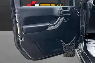 2016 Jeep WRANGLER