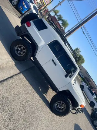 2010 Toyota FJ CRUISER