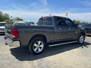 2016 Ram 1500 QUAD CAB