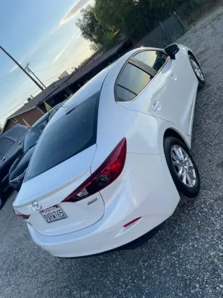2014 Mazda MAZDA3