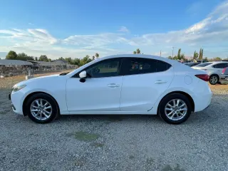2014 Mazda MAZDA3