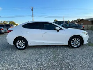 2014 Mazda MAZDA3