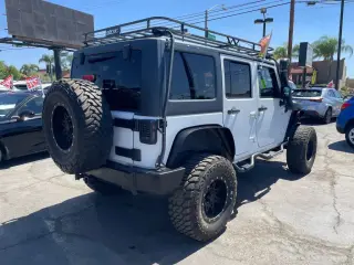 2014 Jeep WRANGLER