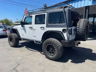 2014 Jeep WRANGLER