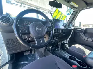 2014 Jeep WRANGLER