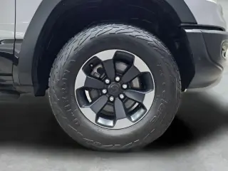 2020 RAM 1500 CREW CAB