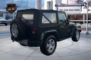 2012 Jeep WRANGLER