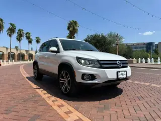 2017 VOLKSWAGEN TIGUAN