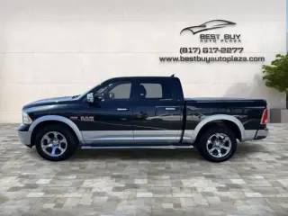 2016 RAM 1500 CREW CAB