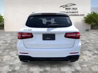 2017 MERCEDES-BENZ GLC
