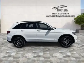 2017 MERCEDES-BENZ GLC