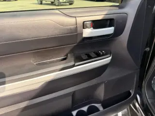 2016 Toyota TUNDRA CREWMAX
