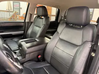 2016 Toyota TUNDRA CREWMAX