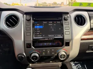 2016 Toyota TUNDRA CREWMAX