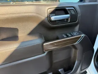 2021 Chevrolet SILVERADO 1500 CREW CAB