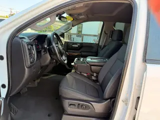 2021 Chevrolet SILVERADO 1500 CREW CAB
