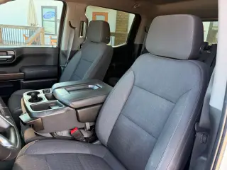 2021 Chevrolet SILVERADO 1500 CREW CAB