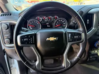 2021 Chevrolet SILVERADO 1500 CREW CAB