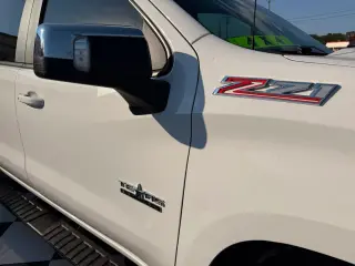 2021 Chevrolet SILVERADO 1500 CREW CAB