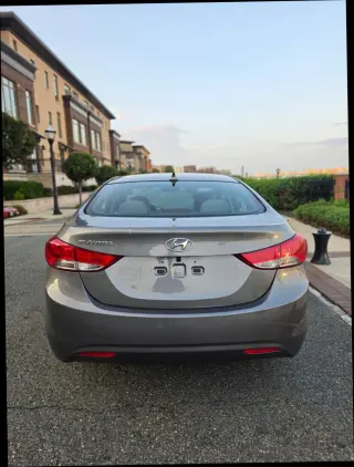 2013 Hyundai ELANTRA