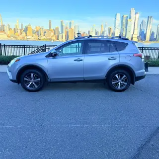2017 Toyota RAV4