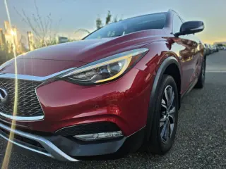 2017 Infiniti QX30