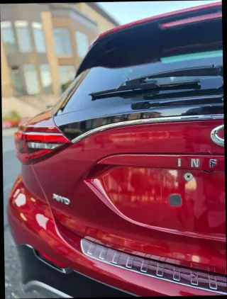 2017 Infiniti QX30