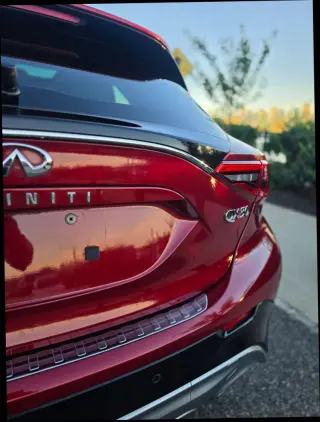 2017 Infiniti QX30
