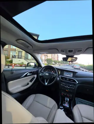 2017 Infiniti QX30