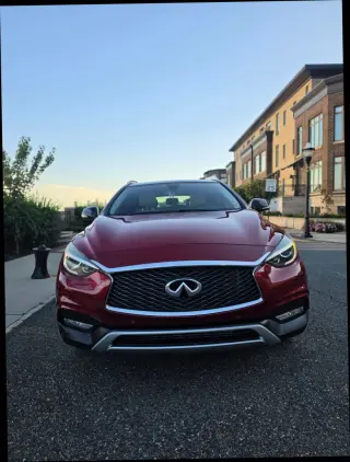 2017 Infiniti QX30