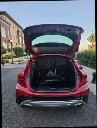 2017 Infiniti QX30