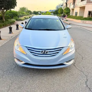 2013 Hyundai SONATA