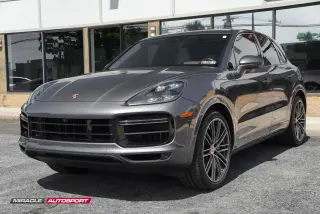 2019 PORSCHE CAYENNE