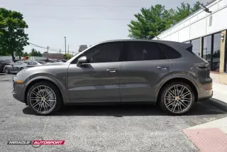 2019 PORSCHE CAYENNE