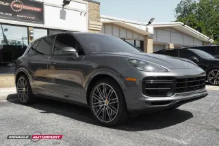 2019 PORSCHE CAYENNE