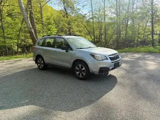 2017 SUBARU FORESTER