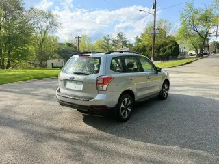 2017 SUBARU FORESTER