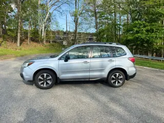 2017 SUBARU FORESTER