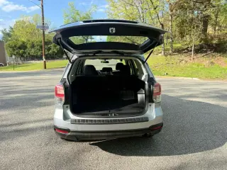 2017 SUBARU FORESTER