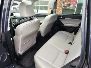 2018 SUBARU FORESTER