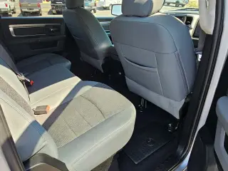 2019 RAM 1500 CLASSIC CREW CAB
