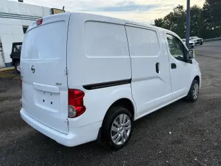 2021 NISSAN NV200