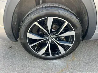 Volkswagen Atlas 2024 AWD SEL Premium R-Line 4Motion 4dr SUV