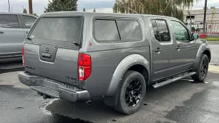 Nissan Frontier 2021 4x4 SV 4dr Crew Cab 5 ft. SB
