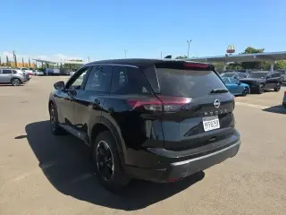 Nissan Rogue 2025 SV 4dr Crossover