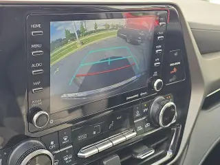 Toyota Highlander 2022 AWD XLE 4dr SUV
