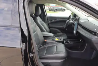 Ford Mustang Mach-E 2025 AWD Premium 4dr SUV