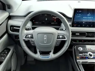 Lincoln Nautilus 2023 Reserve 4dr SUV