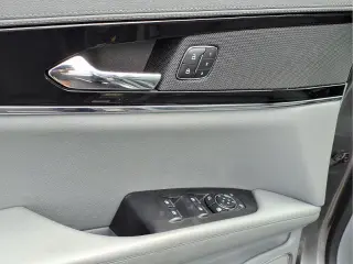 Lincoln Nautilus 2023 Reserve 4dr SUV