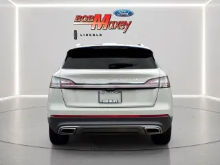 Lincoln Nautilus 2023 AWD Standard 4p SUV